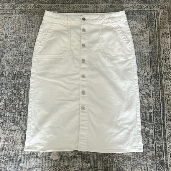 Paige Meadow Midi Skirt Utility Pockets - Picture 3 of 8